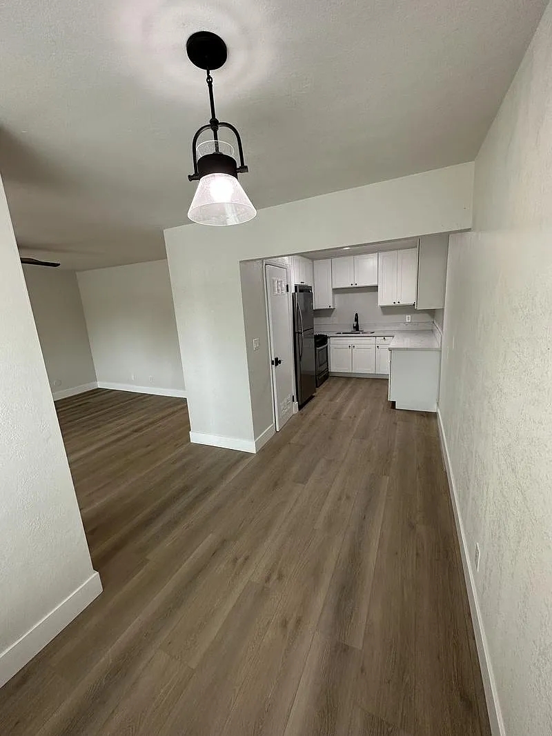 442 Smith Avenue - 5